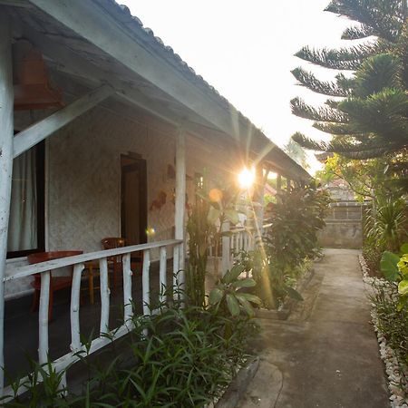 Fullmoon Bungalows Toyapakeh Extérieur photo